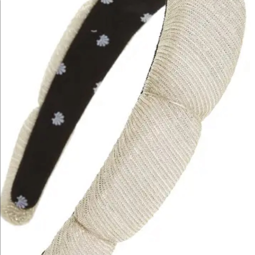 Lele sadoughi x Atlantic-Pacific headband. Gold scalloped.